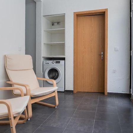 Entrecampos - Two Bedroom Apartment With Terrace Lisbon Exterior photo